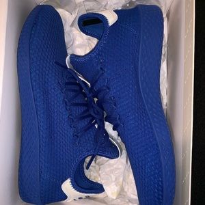 Only worn once. Don’t need them anymore